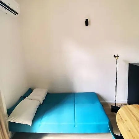 アパート The Cozy Nest コモ